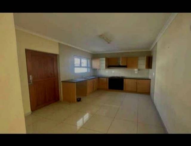3 BEDROOM APARTMENT FOR SALE IN AVOCA